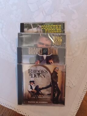 Brooks & Dunn 2 CD Bundle Plus 2 More Country CD's